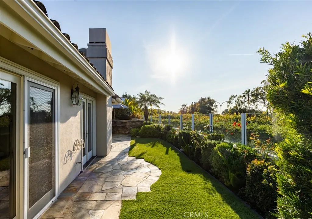 1905 Yacht Maria, Newport Beach, California 92660 home-pic-23